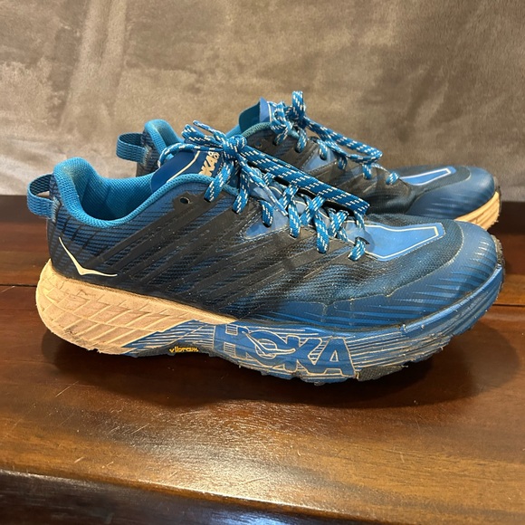 Hoka One One Speedgoat 4 sz 9.5 - Picture 4 of 9